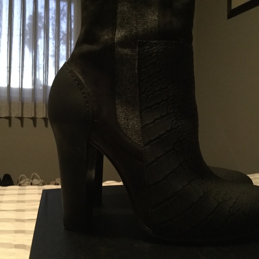 Booties - Picture 3 of 8